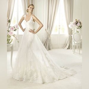 Pronovias Wedding Dress (US 4)